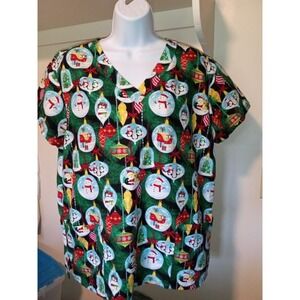 Women's Penguin/Snowmen Serene Scrub Top in Size Medium‎ Christmas Colorful